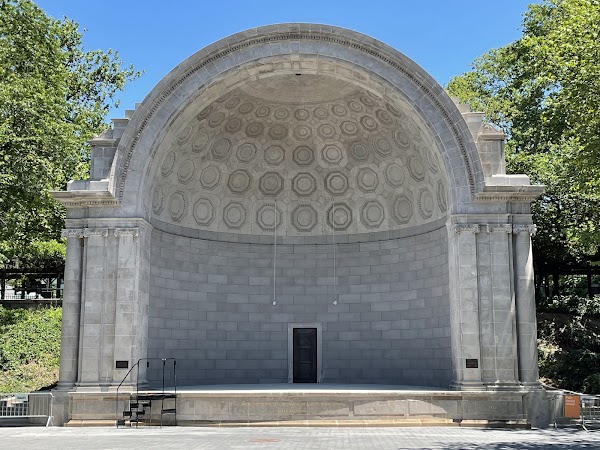 The Mall and Literary Walk 2