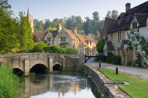 Castle Combe 1