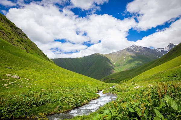 Juta-Chaukhi trail