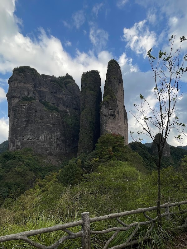 Jianglang Mountain