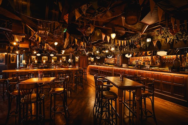 Mr Fogg’s City Tavern 1