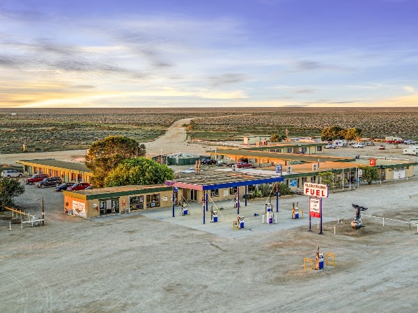Nullarbor Roadhouse