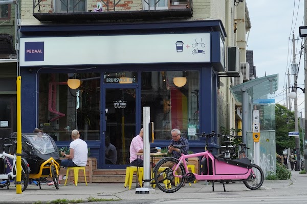 Pedaal Coffee + Bikes