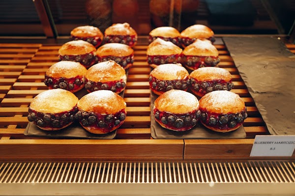 BA Artisan Bakehouse 5