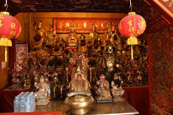 San Chao Mae Soi Dok Mak 2