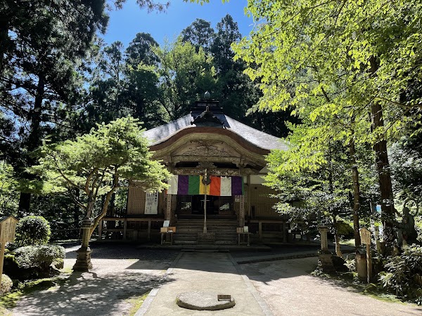 Sanbutsu-ji Temple 3