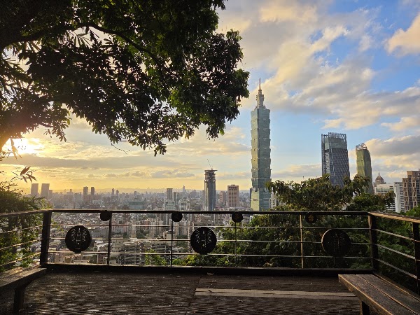 Xiangshan Firework Lookout