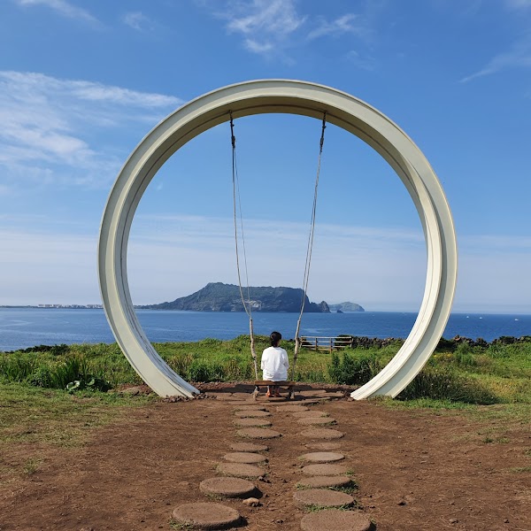 Jeju Glass House 5