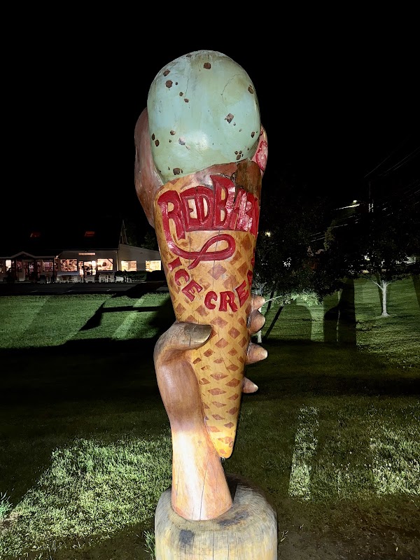 Red Barn Ice Cream Shop 2