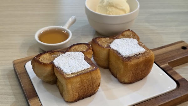 Mil Toast House - Siam Square Soi 3 4