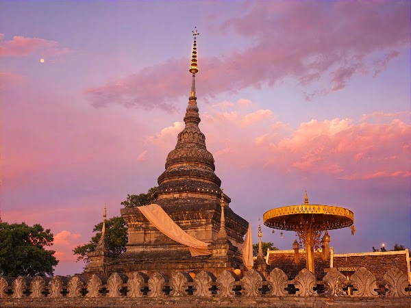 Wat Phra That Khao Noi 4