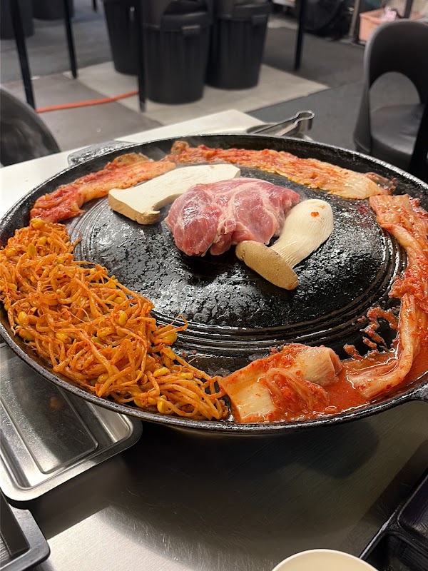하하&김종국의 401 정육식당 | korean bbq 401 Butcher’s BBQ by Haha & Kim Jongkook | サムギョプサル ハハ＆キム・ジョングクの 401精肉食堂 4