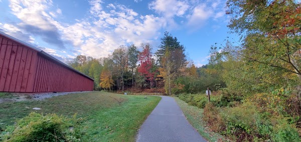 Stowe Recreation Path 3