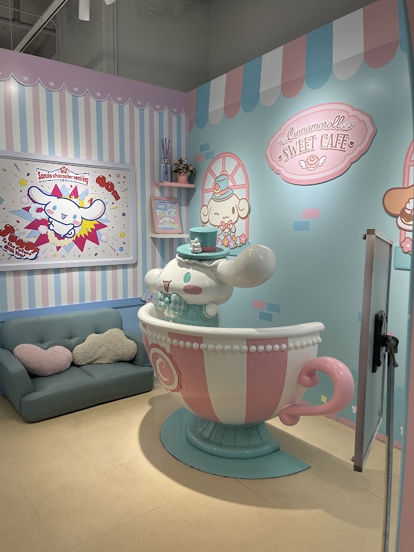 Cinnamoroll Sweets Cafe 3