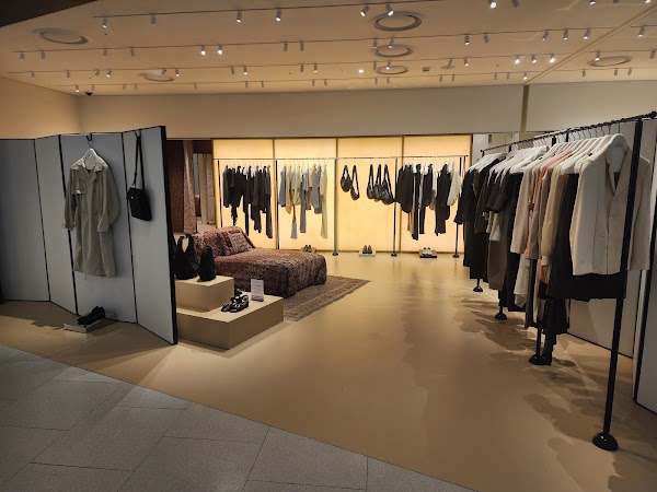 Lemaire - The Hyundai Seoul