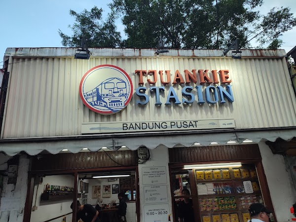 Tjuankie Stasion 1