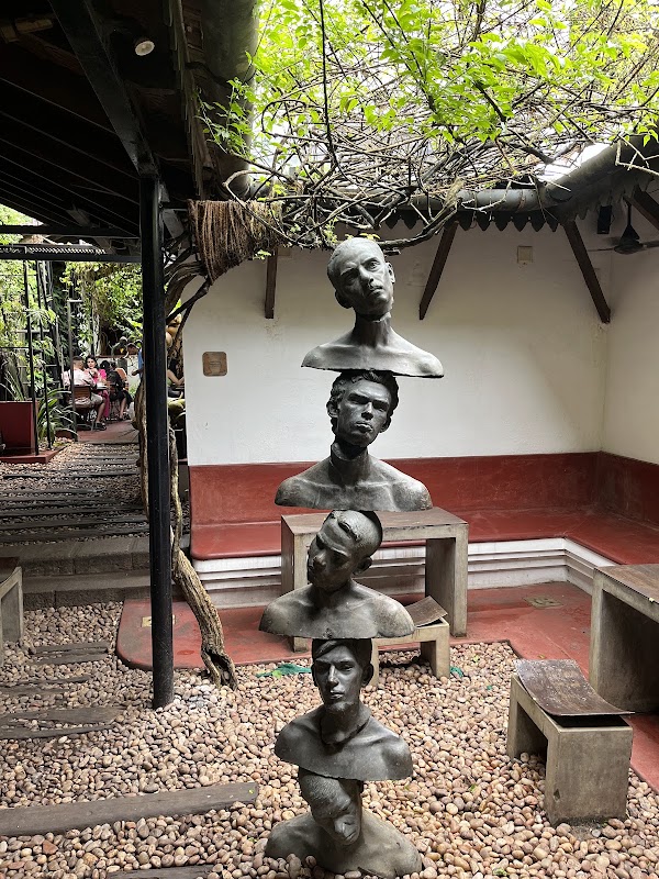 Kashi Art Café 3