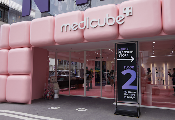 Medicube flagship store Hongdae