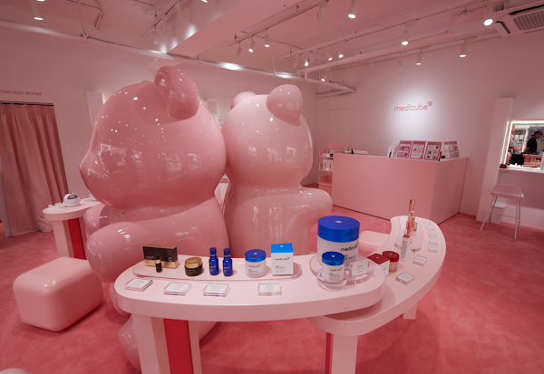 Medicube flagship store Hongdae 5