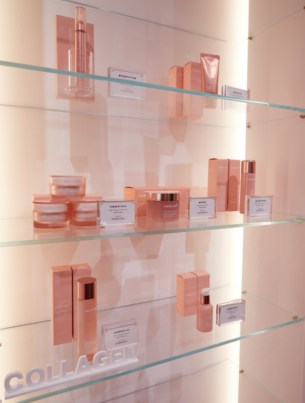 Medicube flagship store Hongdae 3