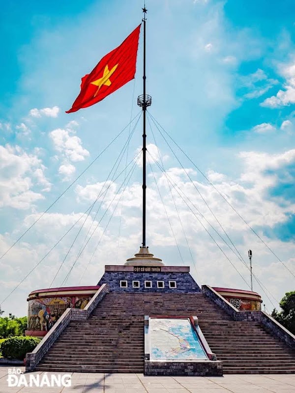 Lung Cu Flag Point 3