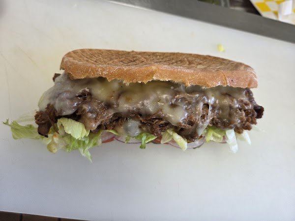 Cunha's Country Store & Deli 2