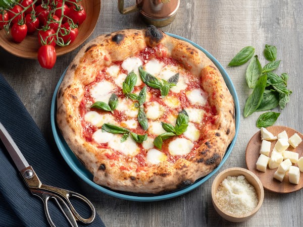 Little Napoli Pizzeria 5