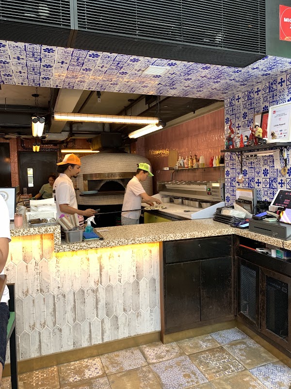Little Napoli Pizzeria 2