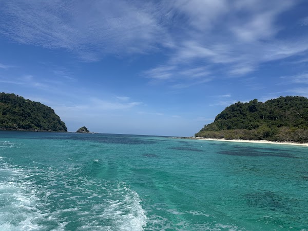 Koh Rok Yai Beach 1