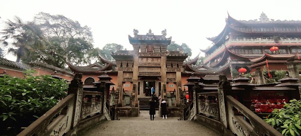 Huayan Temple