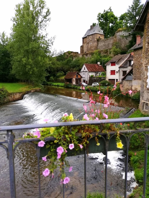 Ségur-le-Château 2