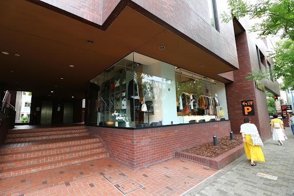 CONVERSE TOKYO Aoyama Store