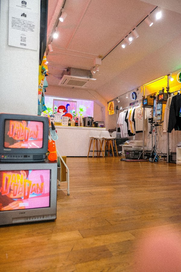 SOMSOC GALLERY — Apparel & Art 5