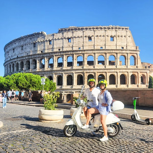 Buzz4tours Vespa Scooter Rental