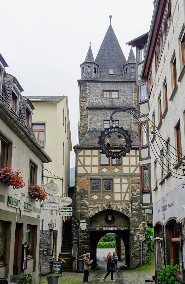 Bacharach 5