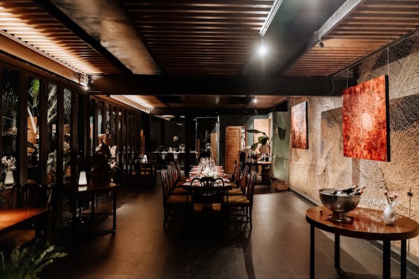 Si Dining Restaurant