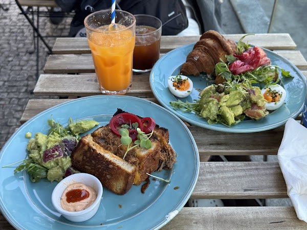 CA Downtown - Brunch • Specialty Coffee • Matcha 3