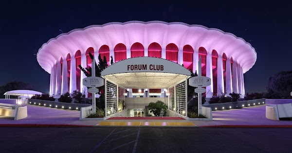 Kia Forum 1