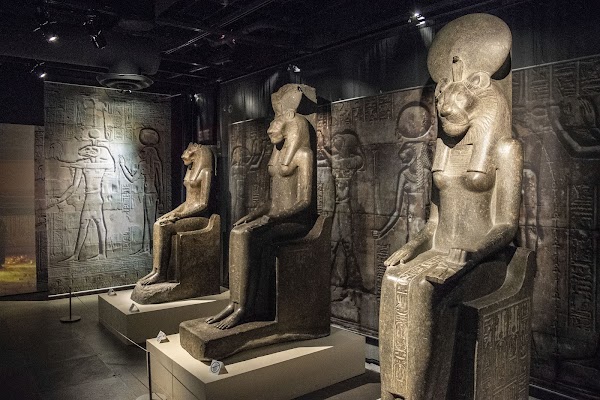 Montreal Museum of Archaeology and History 4