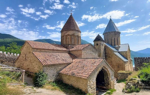 Ananuri Fortress Complex 1