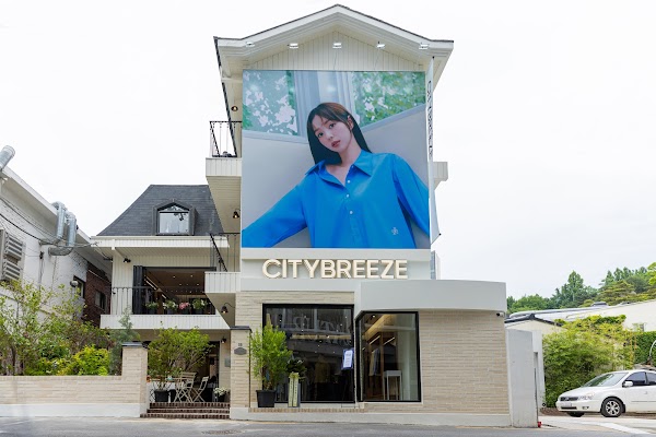 Citybreeze(시티브리즈) Seoul Flagship store Hannam