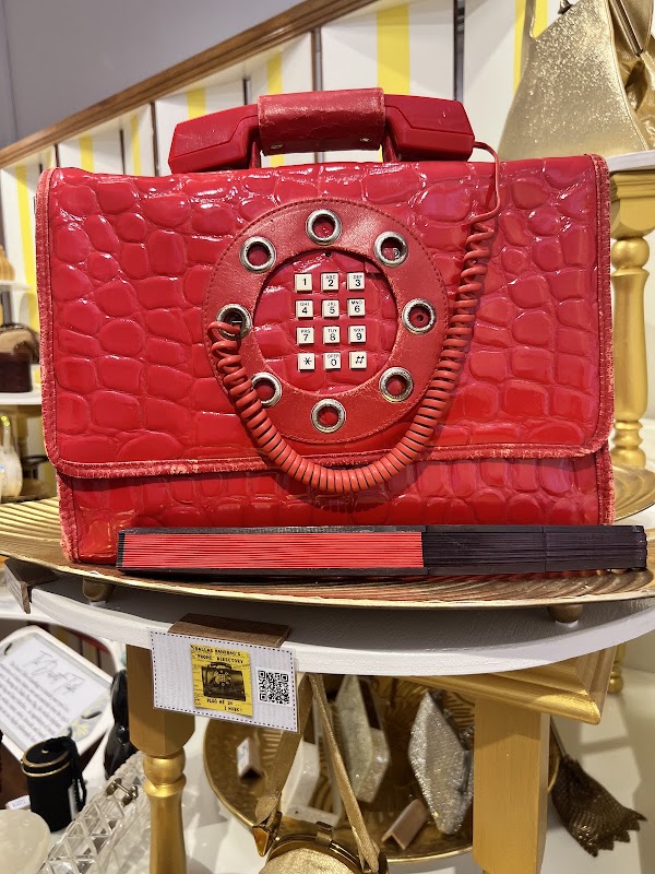 The Private Collection of Vintage Bags & StrangebutCool 5