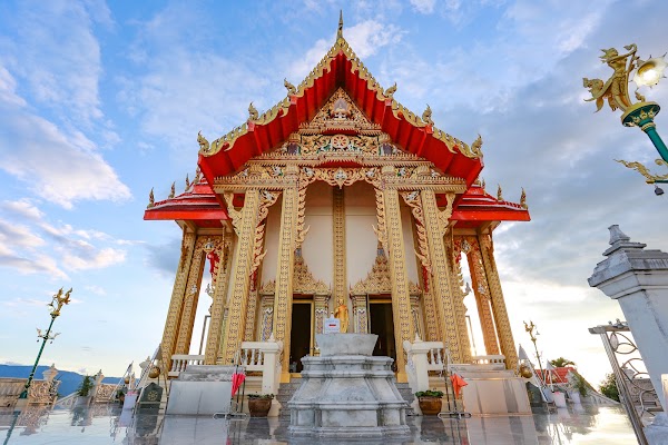 Wat Pa Phu Hai Long
