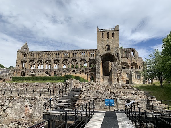 Jedburgh Abbey 5