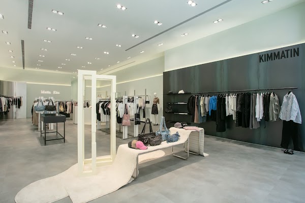 Matin Kim 台北信義威秀旗艦店 3