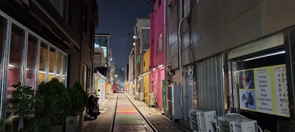 BROWN-DOT HOTEL