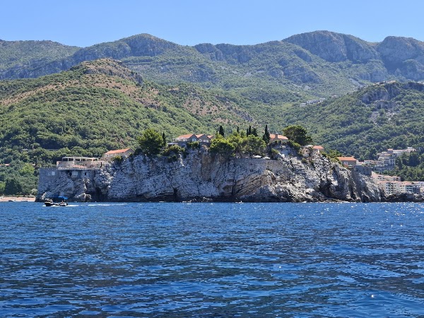 Cove of Cape Mogren 4
