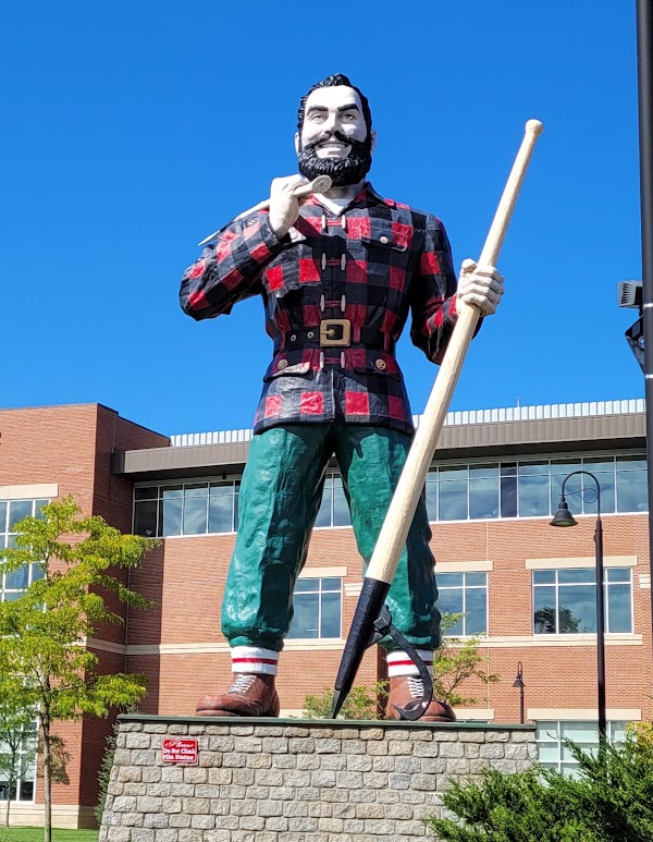 Paul Bunyan Statue