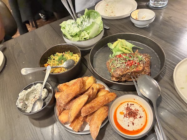 Advieh Restaurant And Bar 2