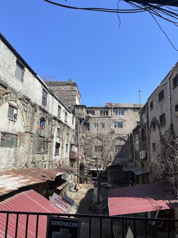 Sağır Han
